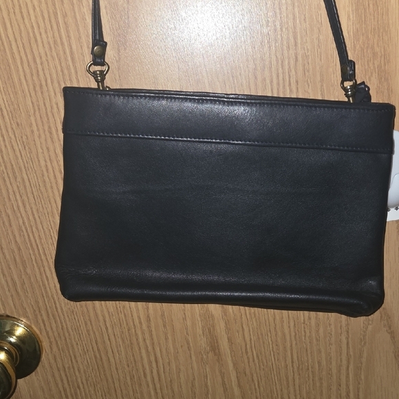 Vintage Etienne Aigner Navy Blue Leather Handcrafted Shoulder Bag - Picture 4 of 16